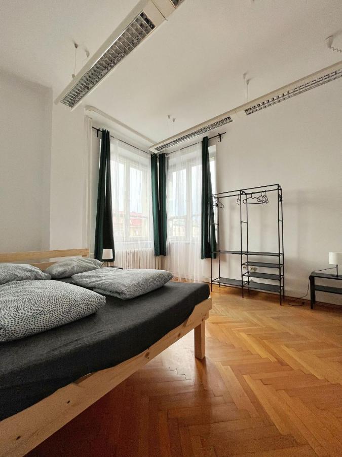 Nice View Rooms In Old Town 크라쿠프 외부 사진