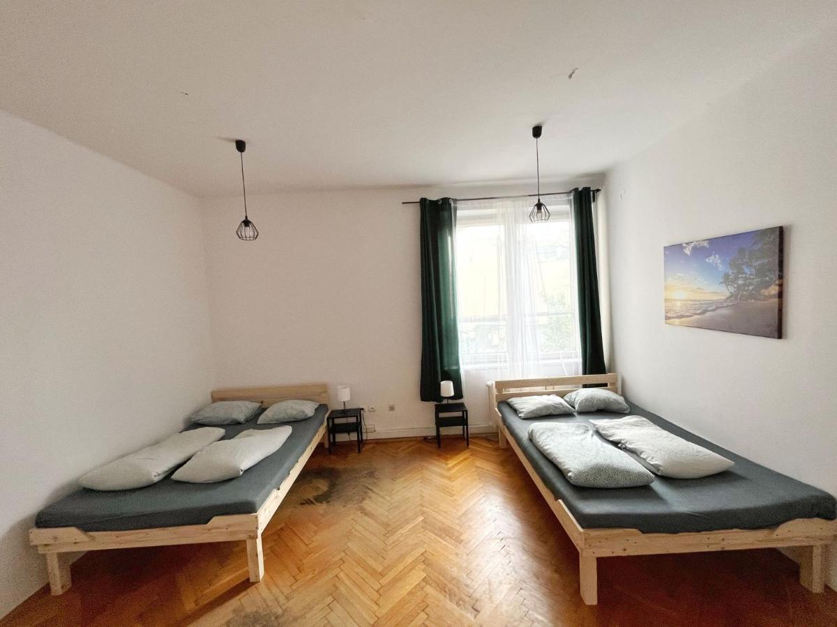 Nice View Rooms In Old Town 크라쿠프 외부 사진